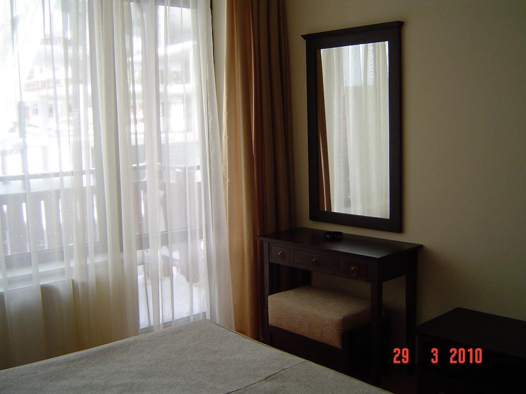 Spider House Aparthotel Pamporovo Chambre photo
